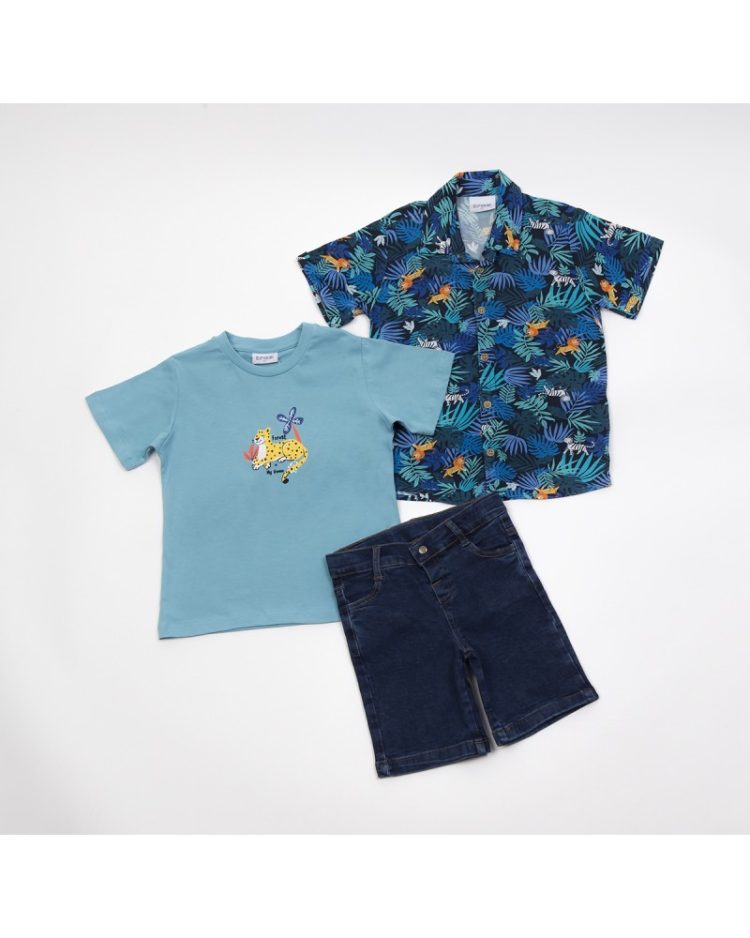 41419Σετ για αγόρι 3 τεμαχίων, denim βερμούδα, μπλε t-shirt με τύπωμα και allover πουκάμισο.